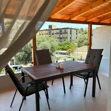 Nacios Bed & Breakfast