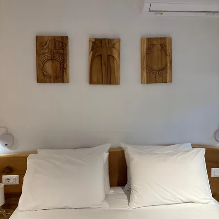Nacios Bed & Breakfast Himare