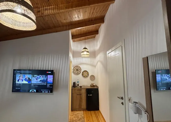 Oda ve Kahvaltı Nacios Himarë