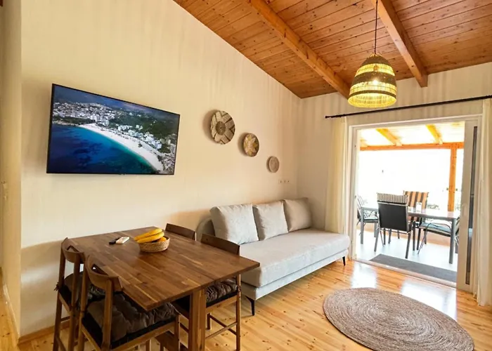 Nacios Oda ve Kahvaltı