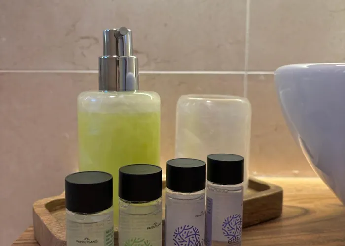 Nacios Oda ve Kahvaltı Himarë