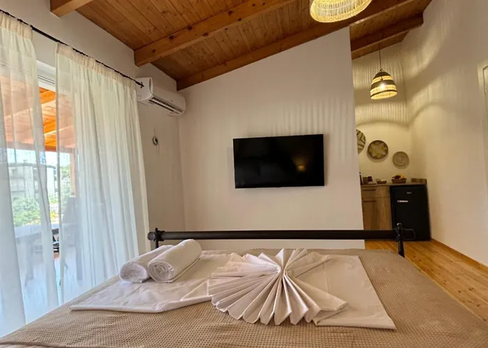 Nacios Oda ve Kahvaltı